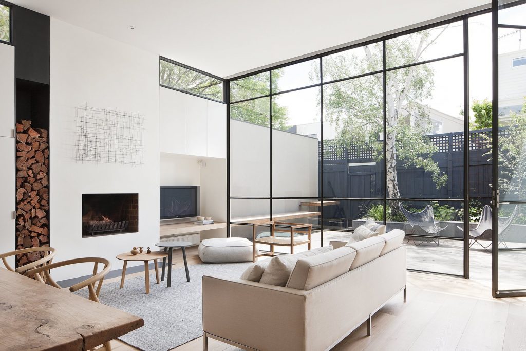 4 Homes With Jaw-Dropping Floor-to-Ceiling Windows