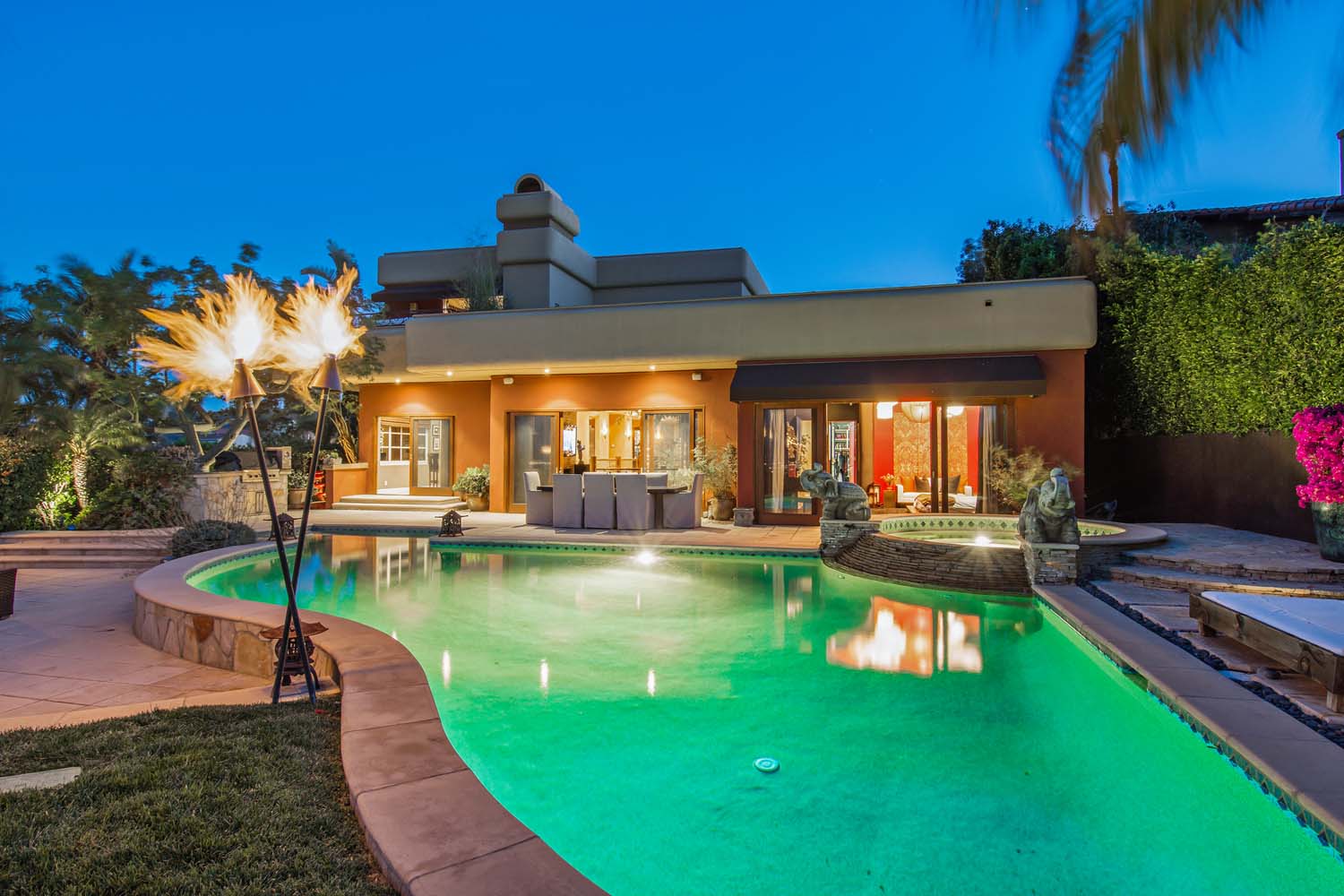 Tommy Lee Lists His 'home Sweet Home'