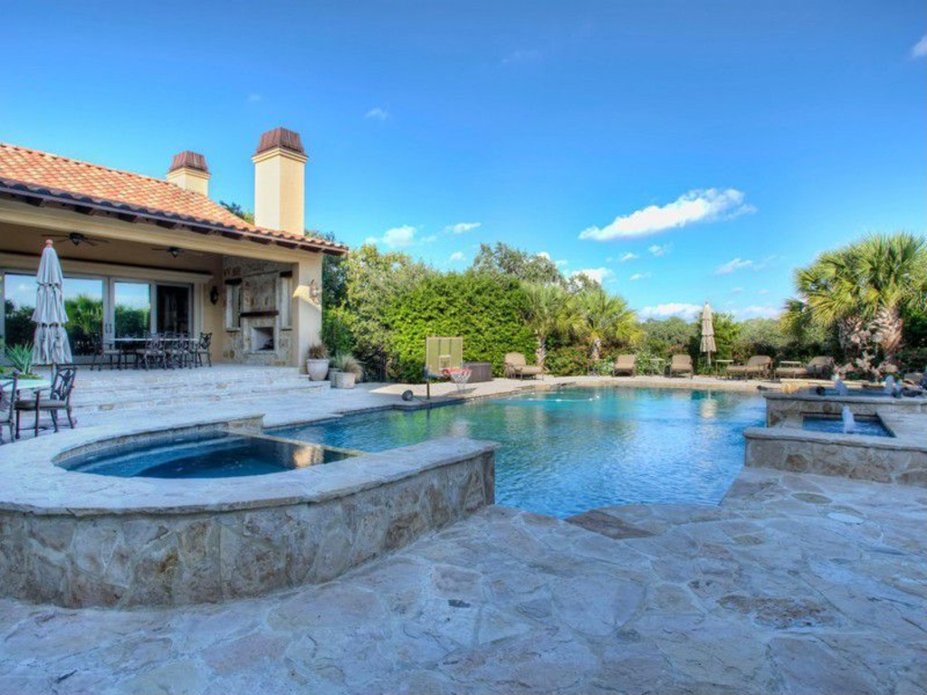 David Robinson Lists San Antonio Home for $3.695M