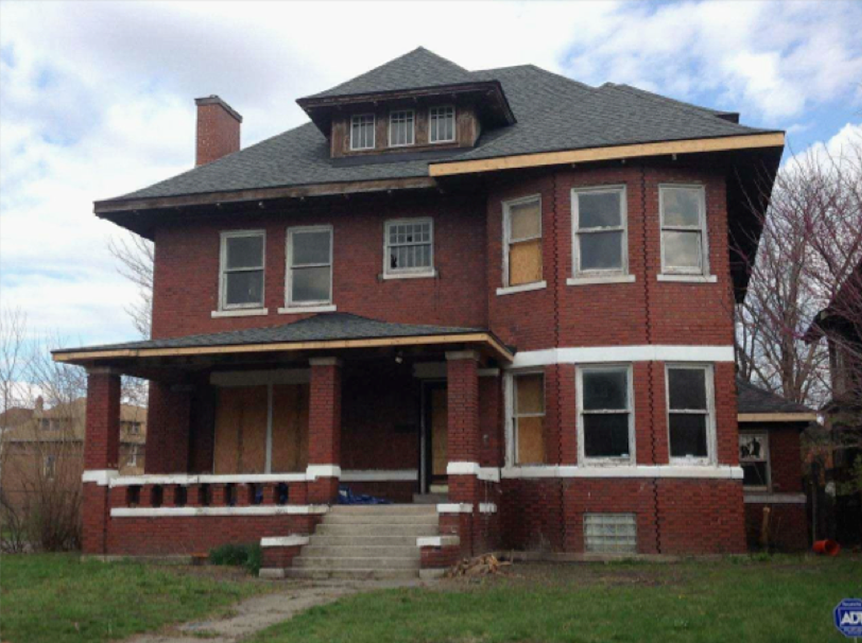 Before & After: 4 Millennials Save a Detroit Home From Decay