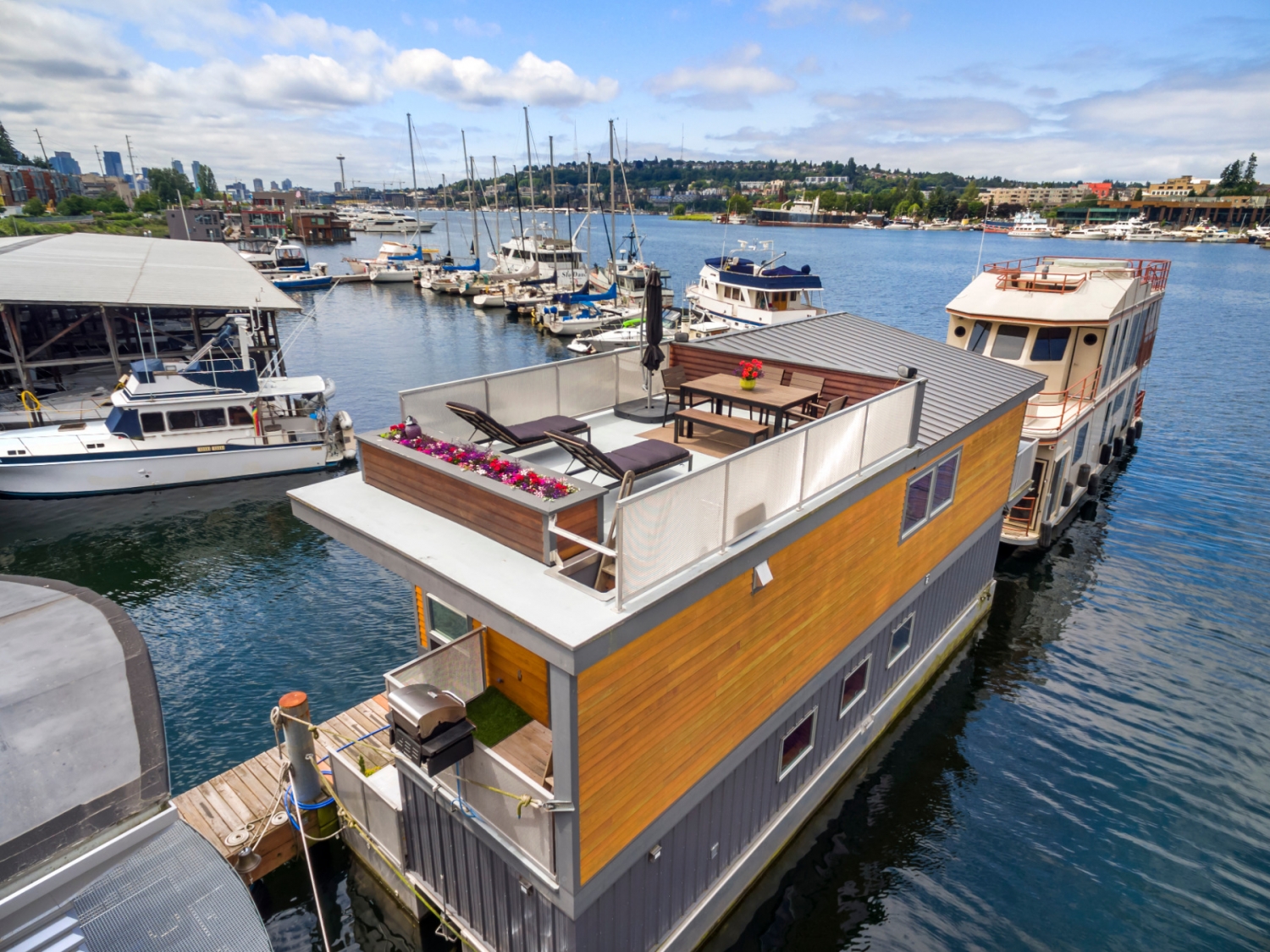 House of the Week: A Floating Home in Seattle