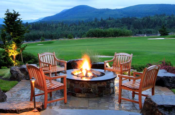 5 Fire Pit Designs Trending in the Pacific Northwest