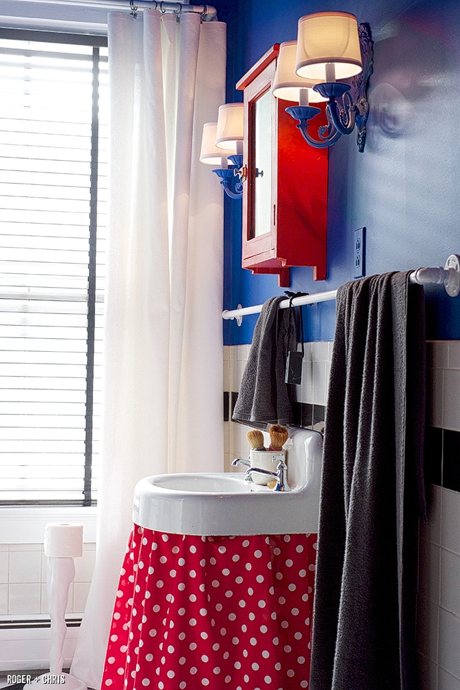 Is Your Bathroom a Total Snooze Fest? (It Doesn't Have to Be)