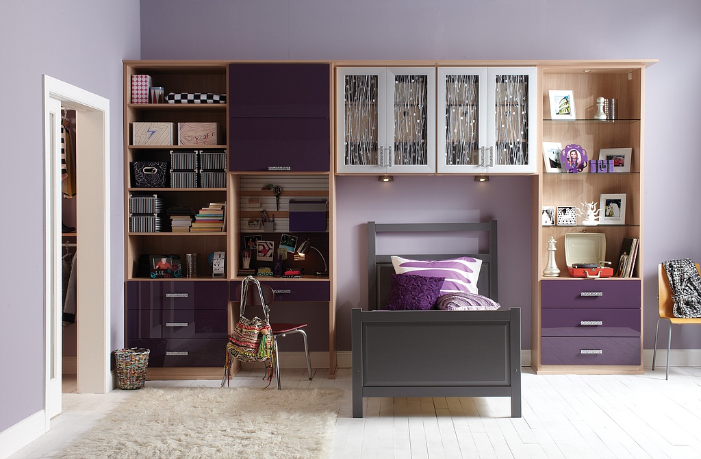 ways to organize your bedroom furniture