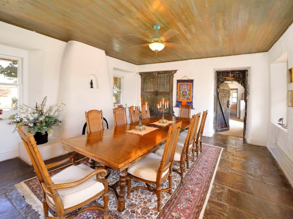 Shirley MacLaine Selling New Age Retreat In New Mexico