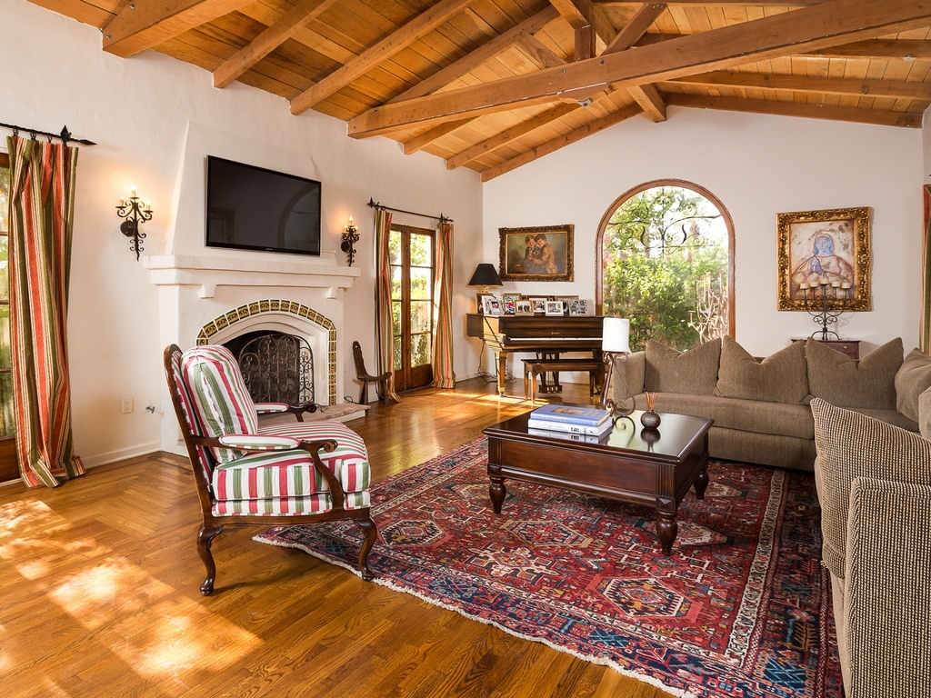 For Sale: Clark Gable's Former Palm Springs Estate1024 x 768