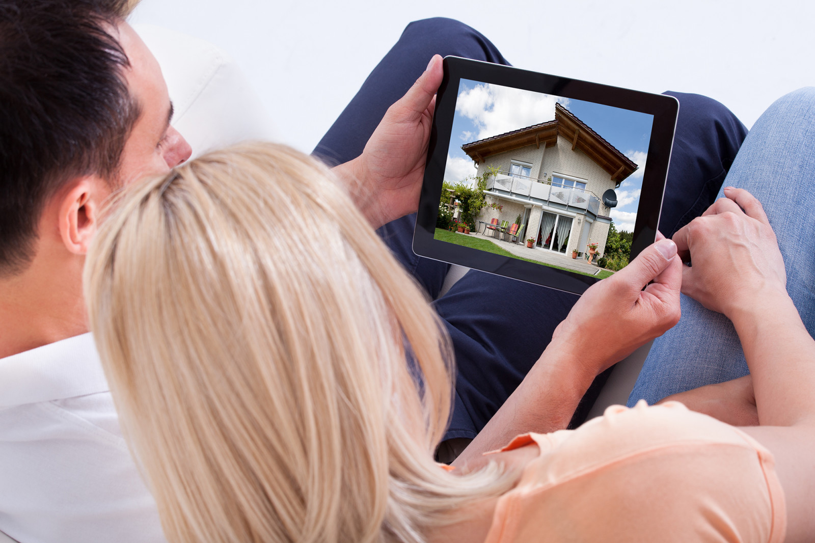 show-off-your-listings-8-tips-for-capturing-a-terrific-video-walkthrough-premier-agent-resources
