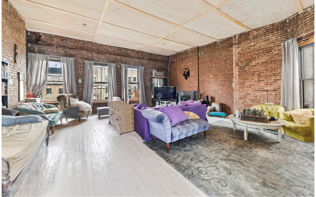 Image of 987 Amsterdam Ave #5A