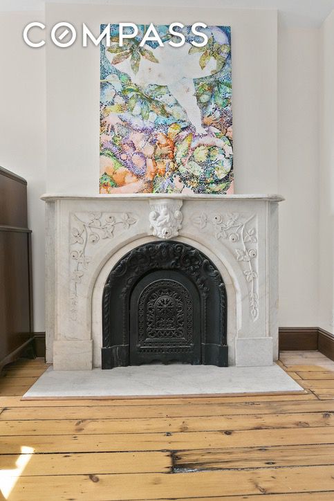 photo of fireplace at 107 greene avenue