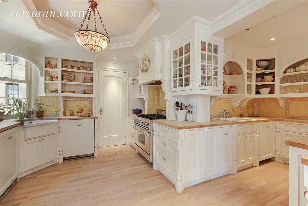 Barbara Corcoran kitchen