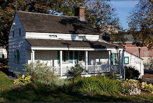 Edgar Allen Poe cottage in the Bronx. (Source: Atomische * Tom Giebel via Flickr Creative Commons).