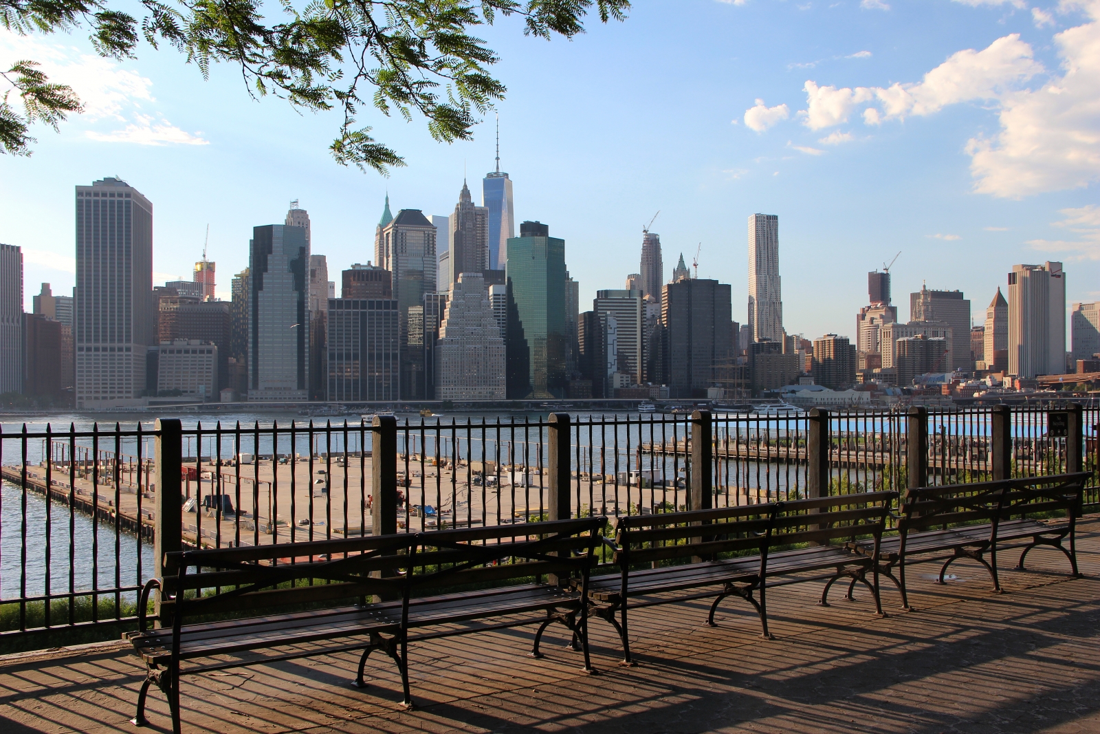 image of the Brooklyn Heights Promenade