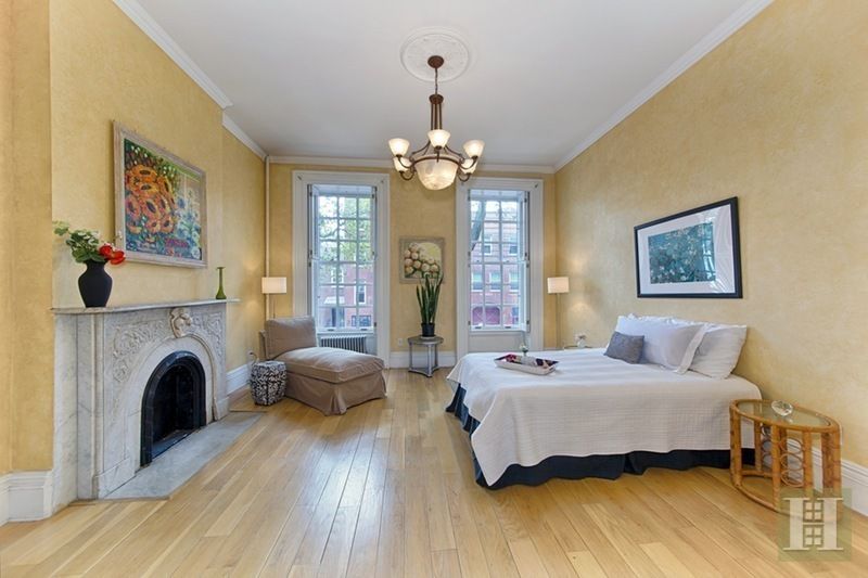 Photo of Mark Ruffalo bedroom