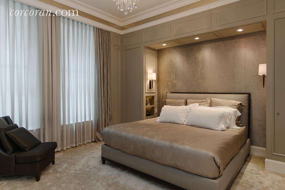 Suze Orman’s one-bedroom at the Plaza, listed for $4.5M