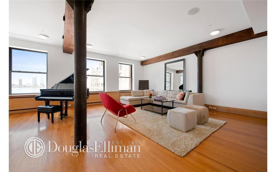 Photo of Dig Inn CEO Adam Eskin's PH living room in Tribeca