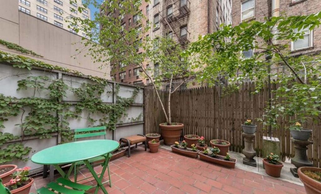 Photo of 321 East 48th Street #1L