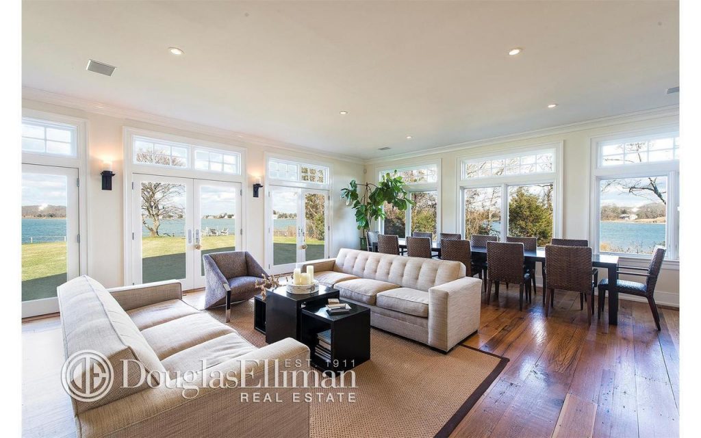 Photo of living room of Kourtney and Khloé Take The Hamptons show