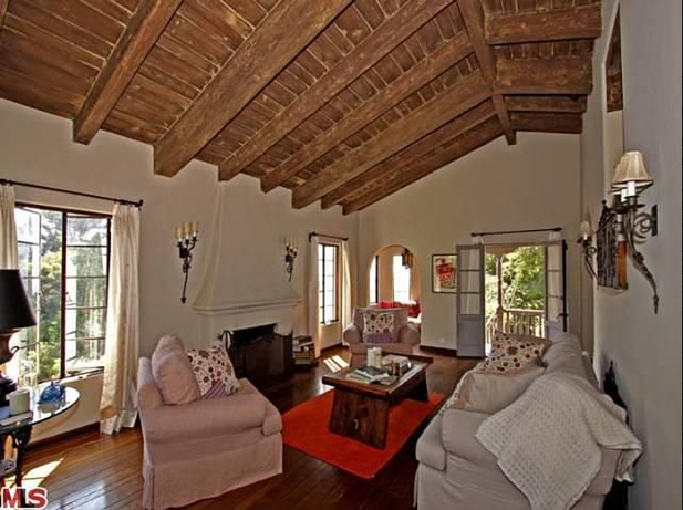 Olivia Wilde Loses $100,000 on Los Feliz Home Sale - Trulia's Blog