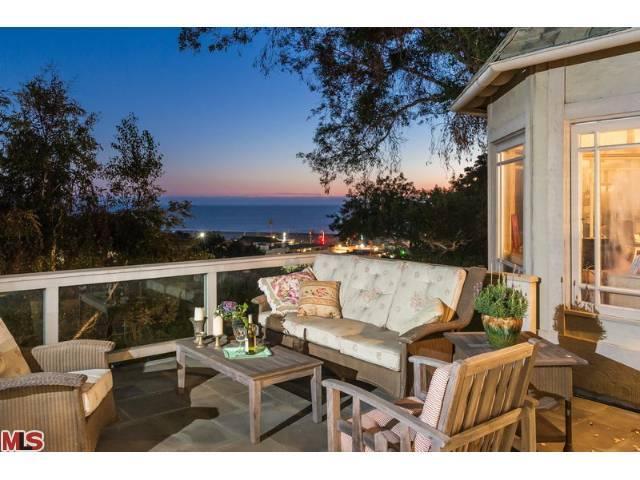 Larry David's Pacific Palisades Property Gets A $2 Million Dollar Price 