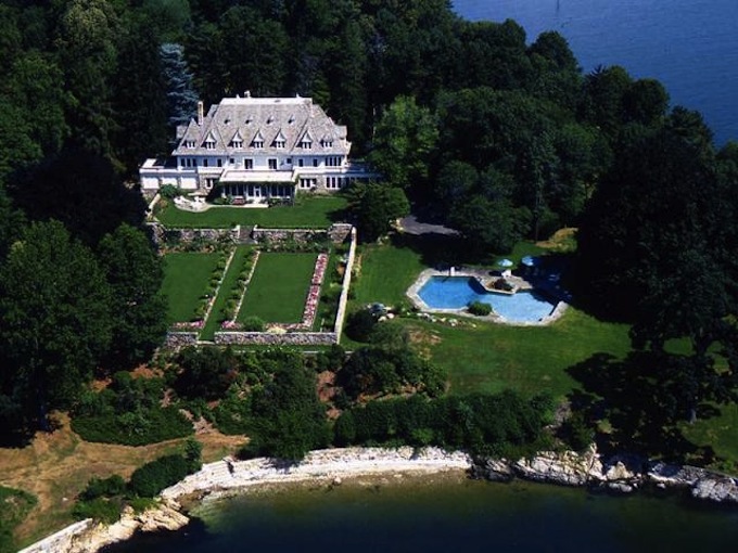 $140,000,000 estate with private island in Greenwich, CT