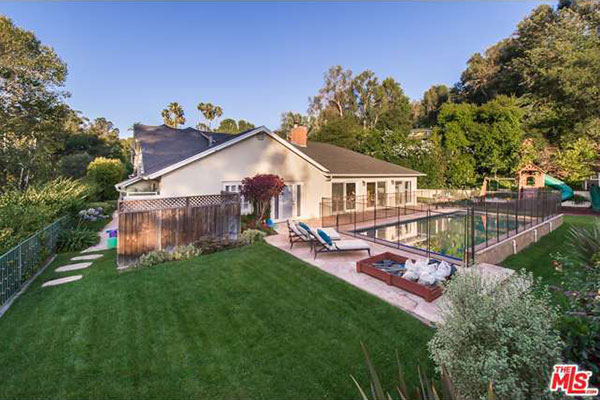 Idina Menzel and Taye Diggs Sell Studio City Home