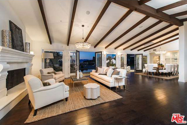 Mila Kunis Lists Single-Girl Spread In Hollywood Hills - Trulia's Blog