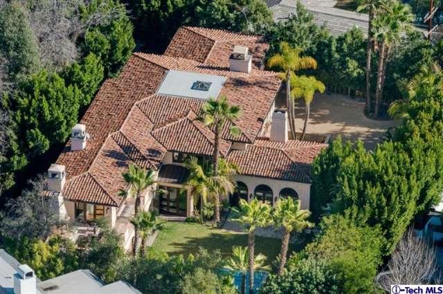 Miley Cyrus Toluca Lake Home Is Up for Sale