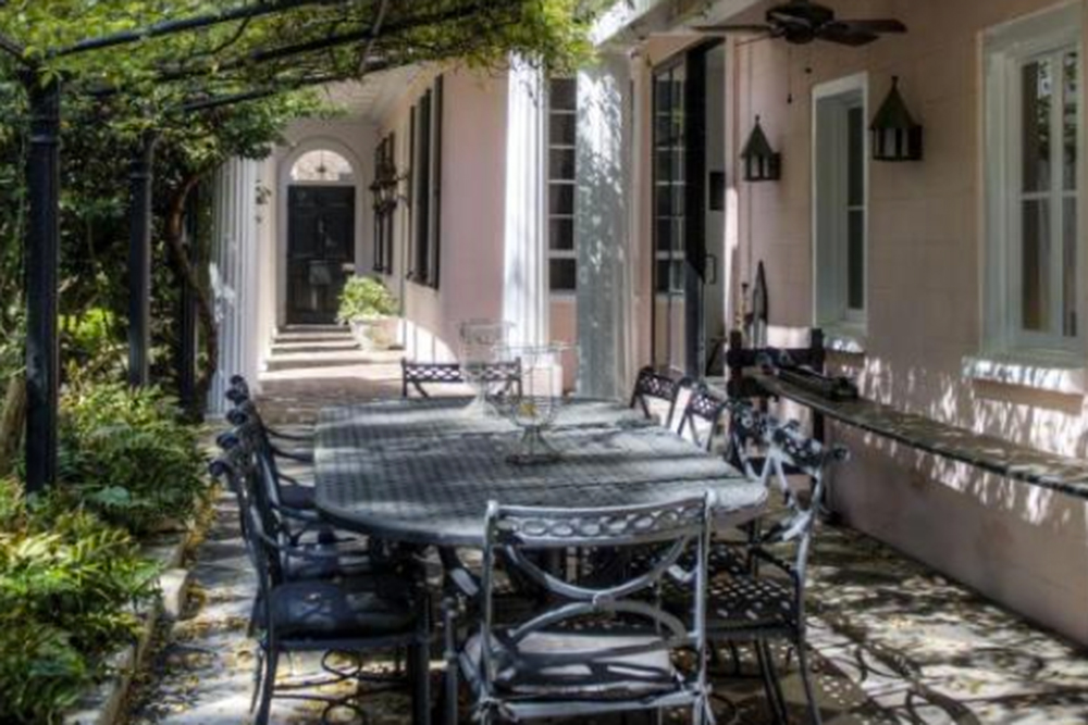 June2014-Trulia-Found-on-Trulia--A-Historic-Charleston-Single-House-Patio