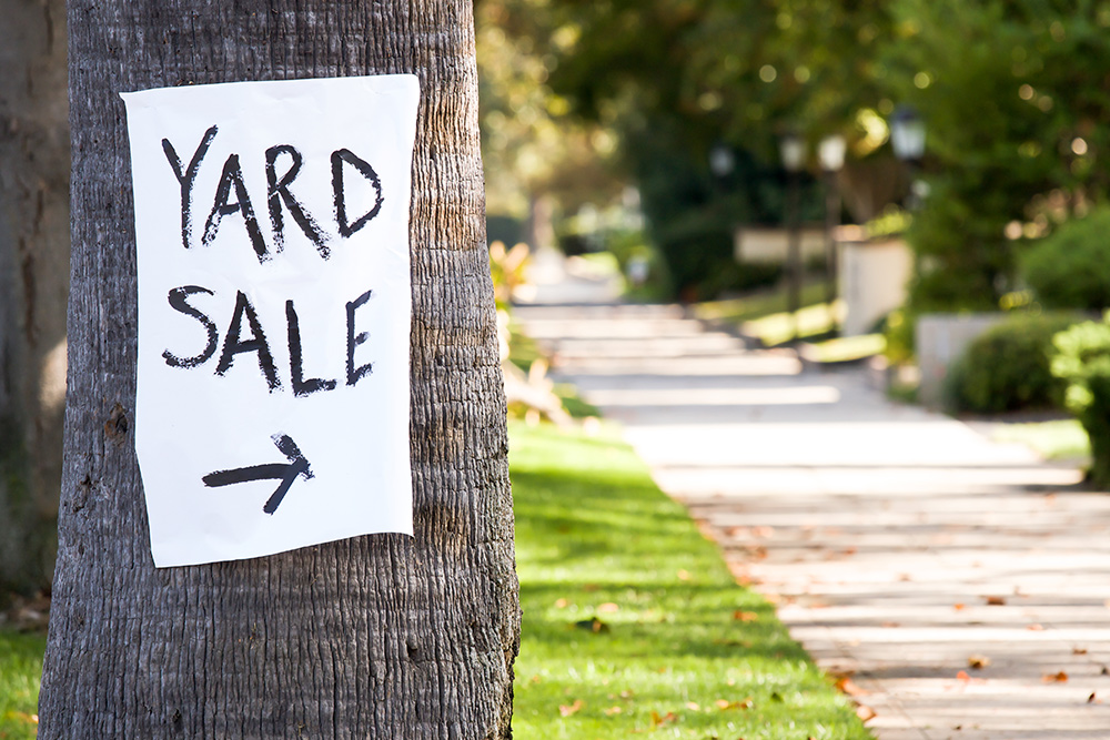 7 Ideas for Starting an Annual Neighborhood Yard Sale ...