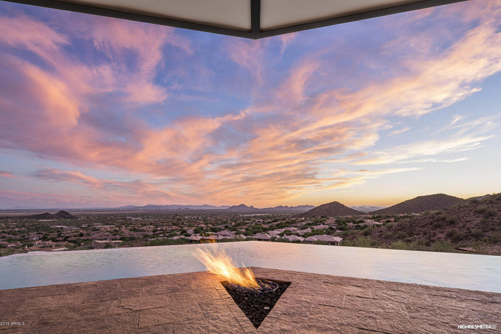 Home for sale in Scottsdale, AZ fire feature