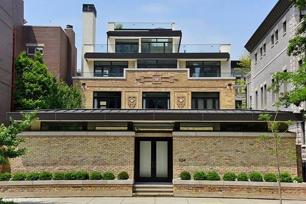 Historic Chicago Home for Sale Exterior