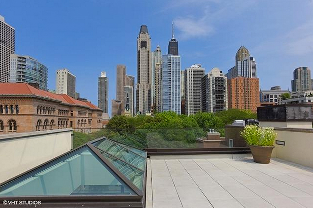 Historic Chicago Home for Sale View