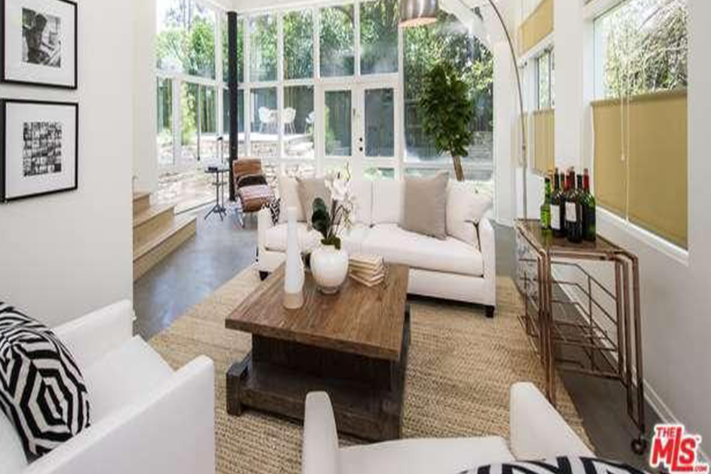 Niall Horan One Direction Luxury House In LA