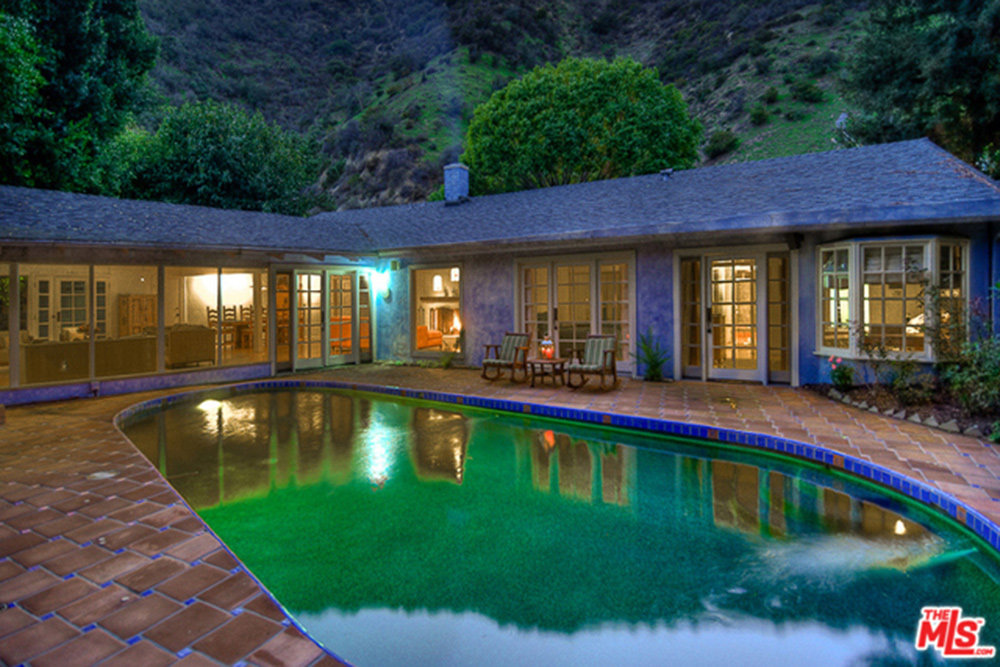 Salma Hayek House For Rent In Hollywood Hills CA