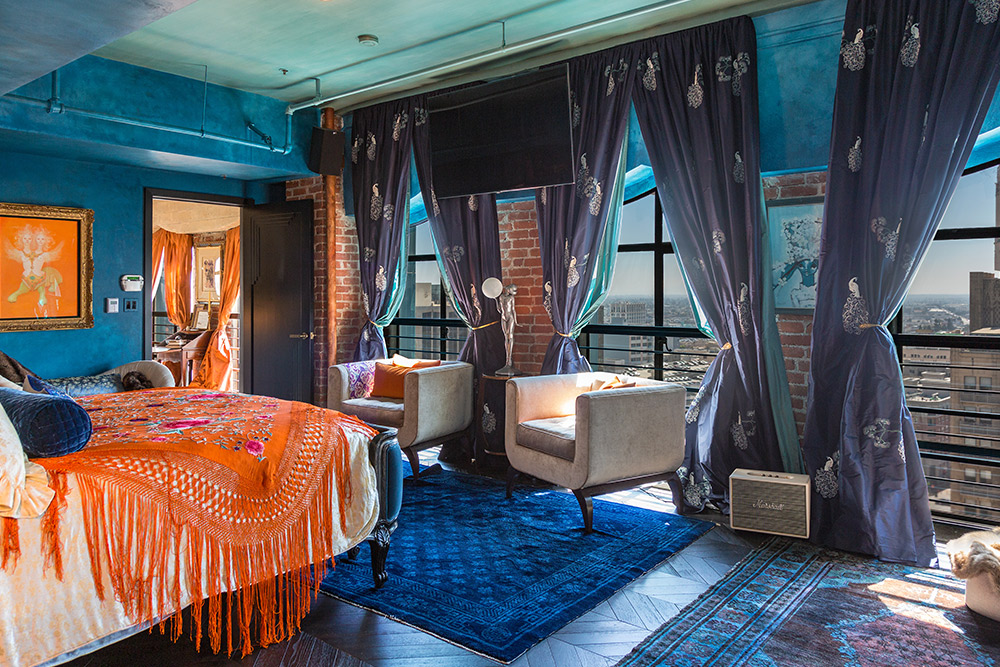 Johnny Depp Los Angeles Penthouses Orange bedroom