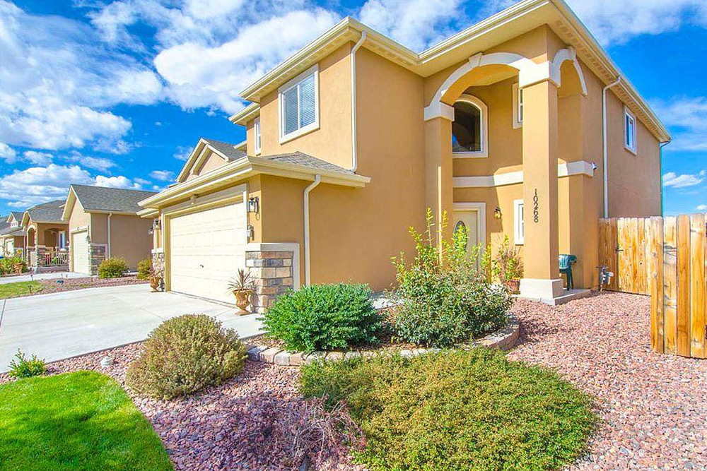 average house size for sale in colorado springs co